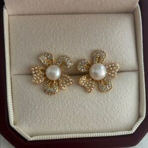 Elegant Gold and Pearl Flower Earrings